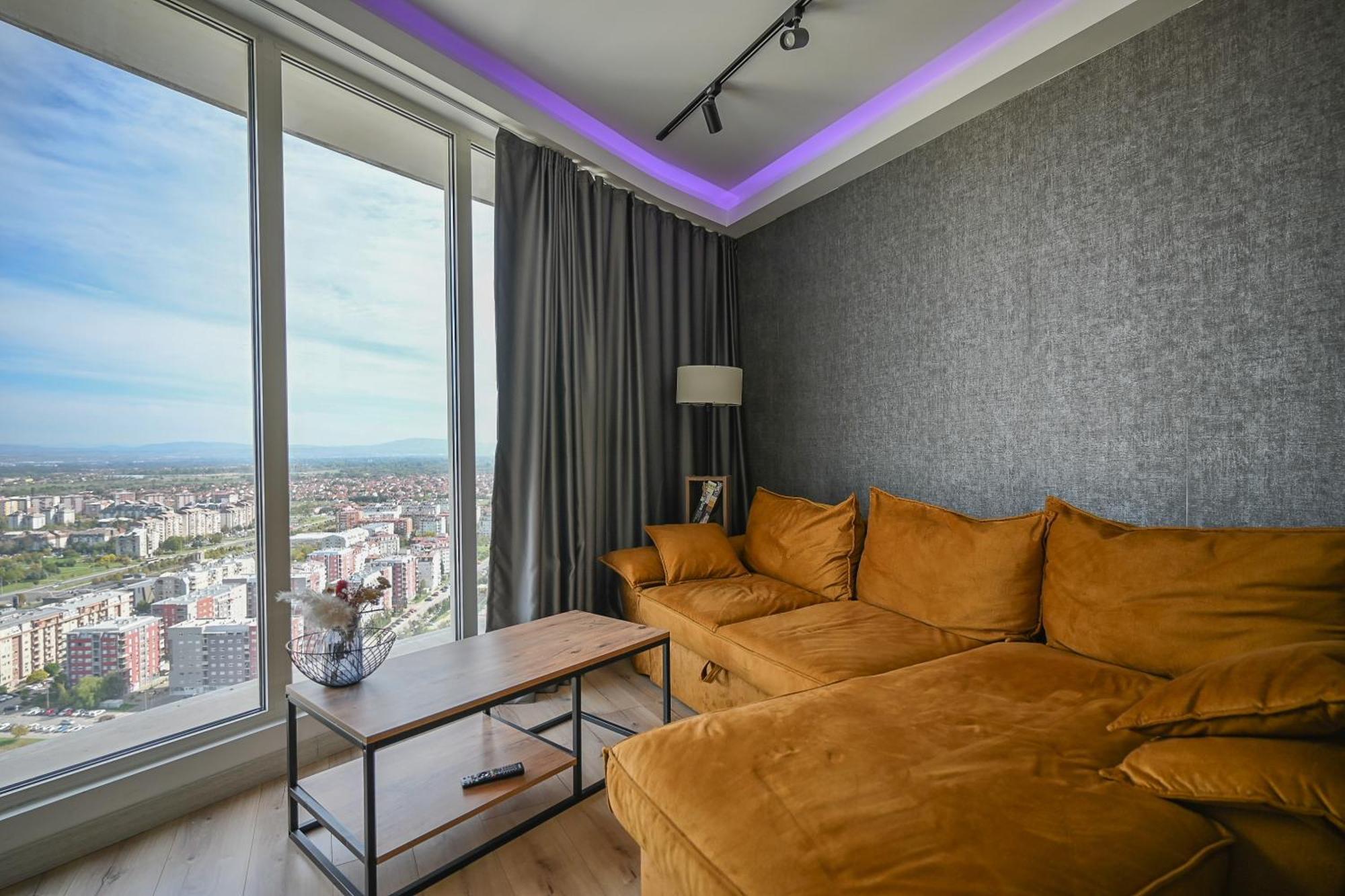 Alfred Sky Smart Apartment 29Th Spa Included Skopje Exterior photo